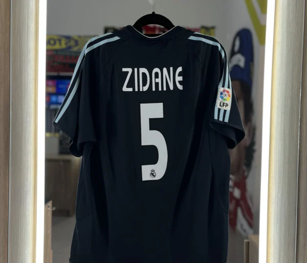 Real Madrid 2004 - Zidane - TAM M - Imagem 2