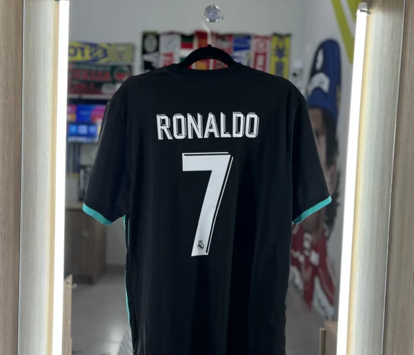 Real Madrid 2017 - Cristiano Ronaldo - TAM GG - Imagem 2